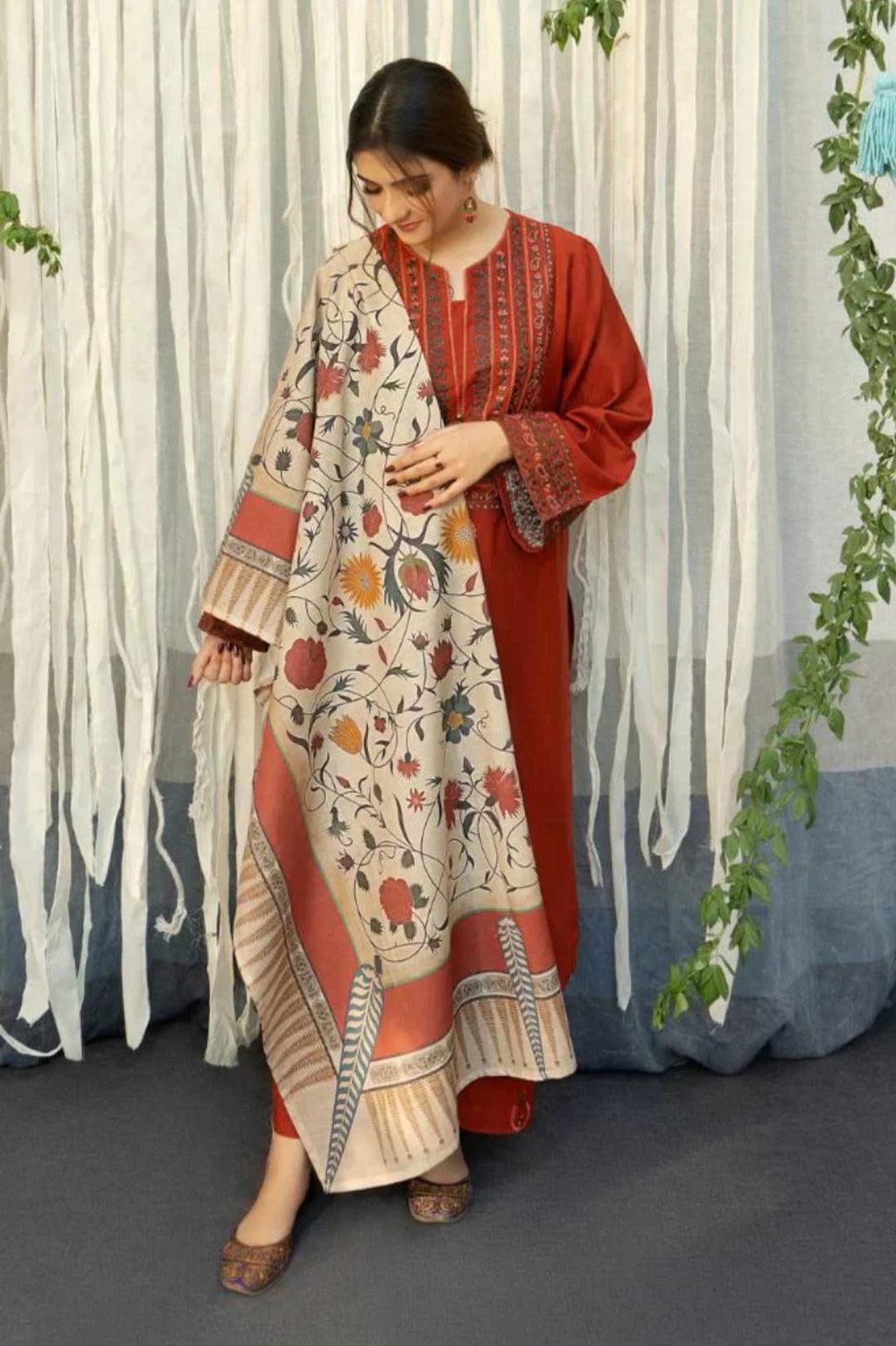 UROOJ  EMB 3Pc With MONAR DUPPATA - Desi Rang