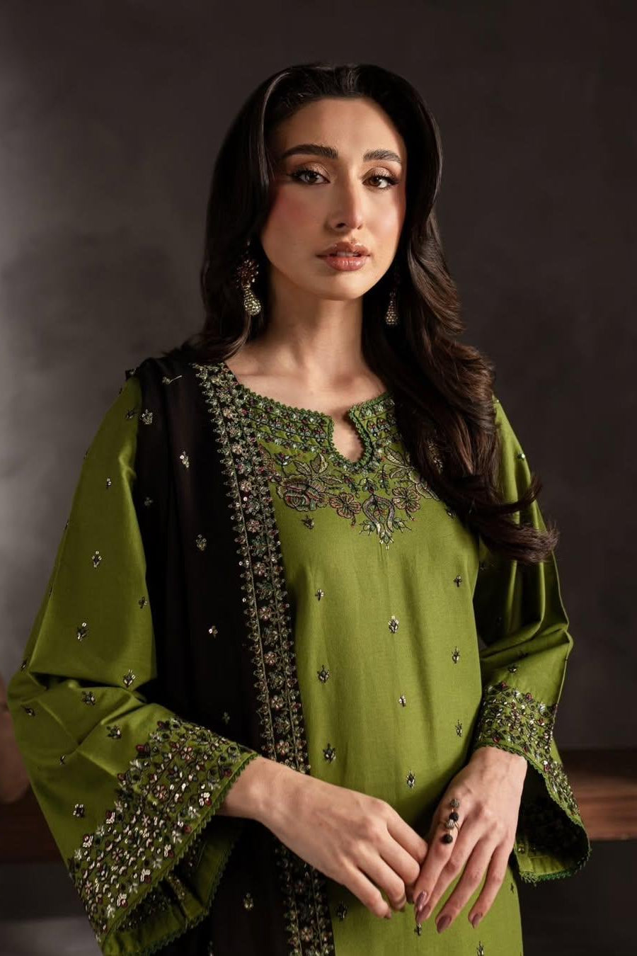 Ezza 3PC – Elegance in Every Thread - Desi Rang