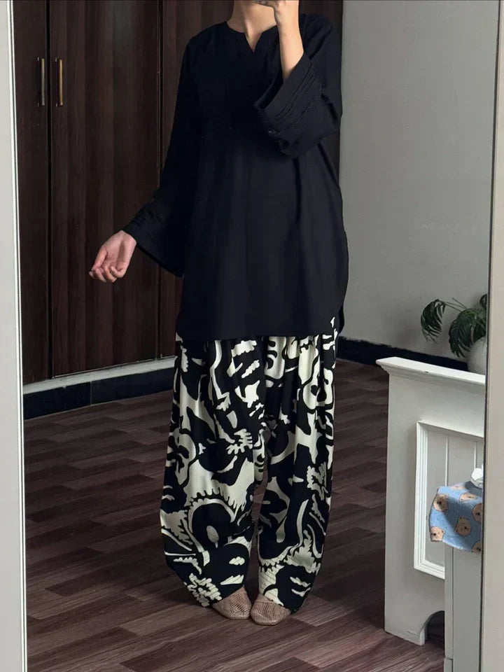 BLACK/WHITE SET ( FARSHI SHALWAR ) - Desi Rang