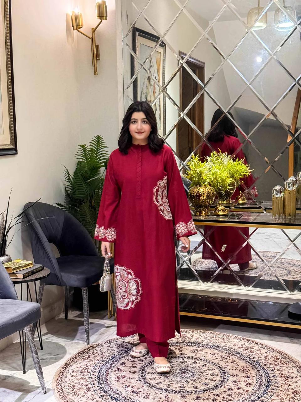 HANA EMB SET - Desi Rang