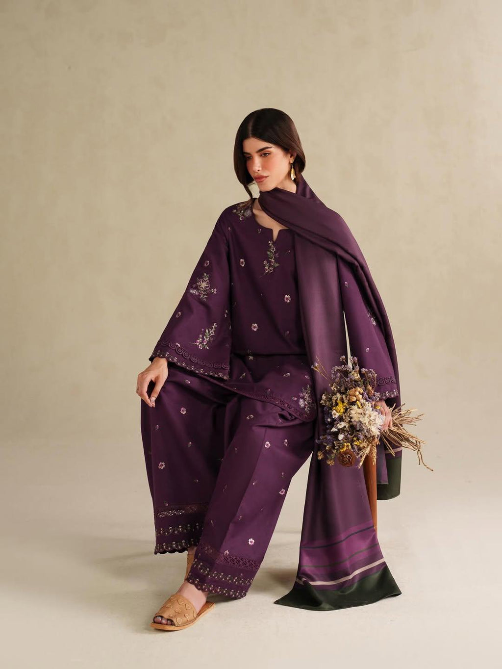 IZNIK SHAWL 3PC - Desi Rang