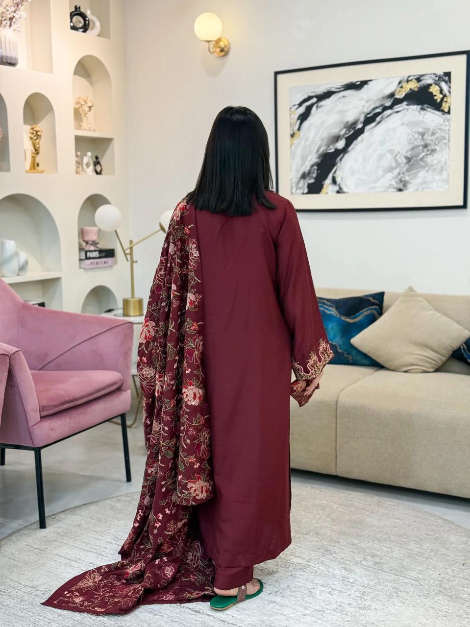 INAYA DHANK HEAVY EMB SHAWL 3PC - Desi Rang