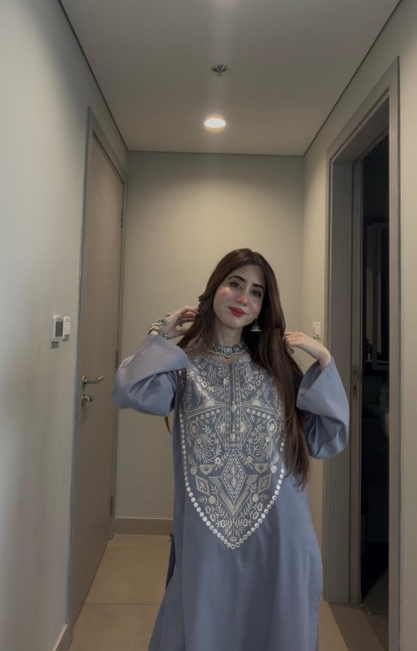 DAIM EID LAWN SET - Desi Rang