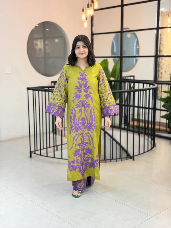 FAHMI EID HEAVY EMB SET - Desi Rang