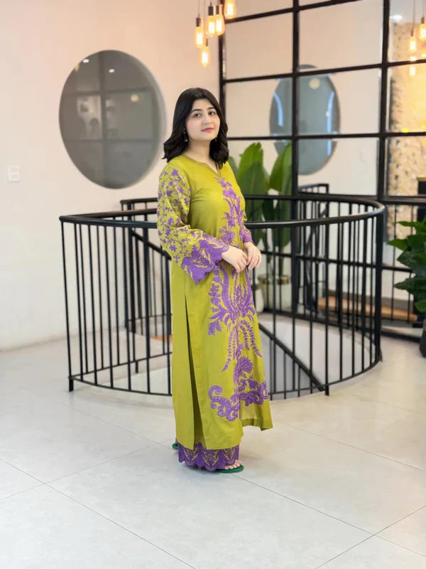 FAHMI EID HEAVY EMB SET - Desi Rang
