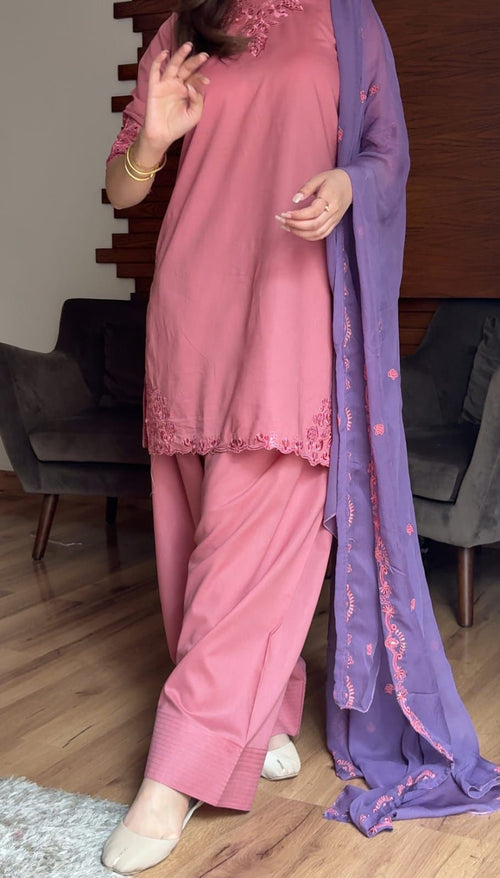 AIRA PINK 3PC ( FARSHI SHALWAR ) - Desi Rang