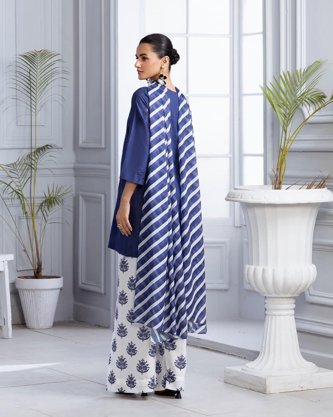 BLUE BLOOM 3PC - Desi Rang